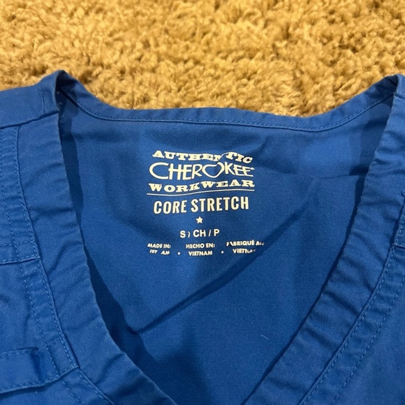 Cherokee blue scrub set - Picture 4 of 11